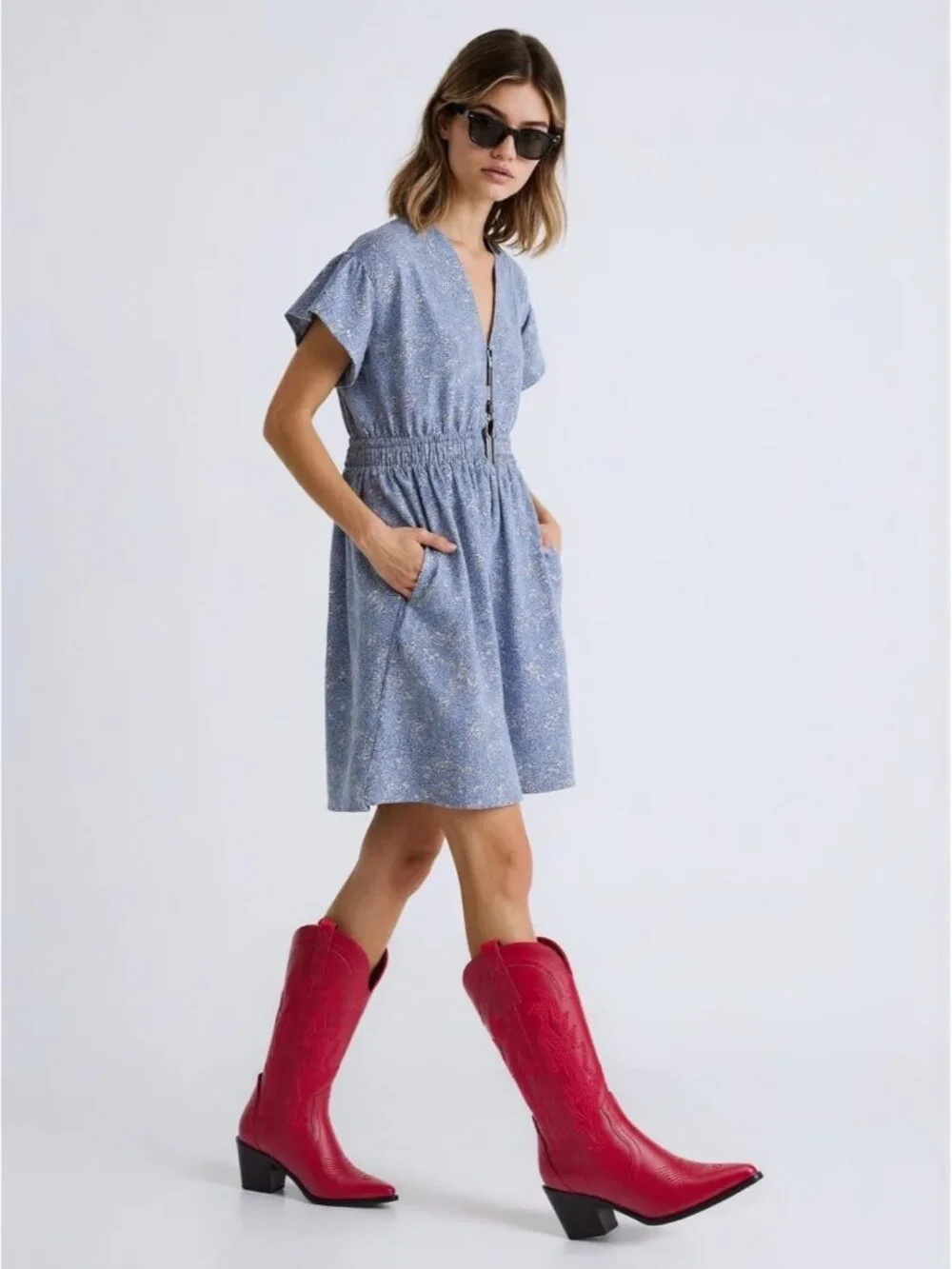 Women's Red Cowboy Boots Pointed Toe Western Boots Embroidered Mid Calf Boots - Picture 2 of 6